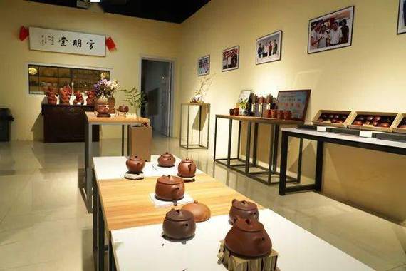 多元并进，融合发展 工艺美术、纺织服装与电子科技的协同之路